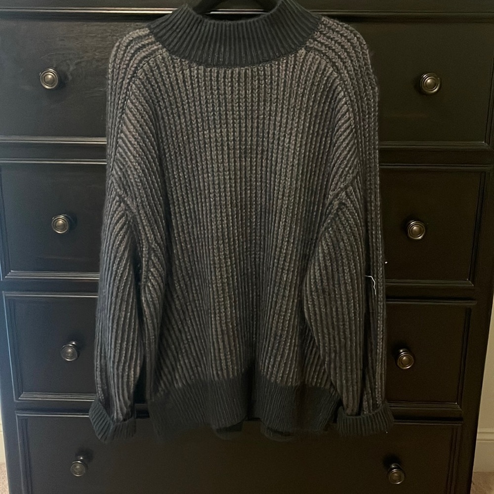 NWT AVA and VIV grey mock neck sweater